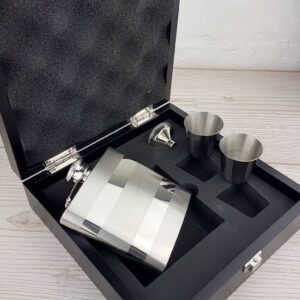 Personalised Hip Flask Gift Set. Hip Flask with lovely Satin & Polished finish, Two Cups, a Filling Funnel & Presentation Box. PLUS Free Engraving and Optional Gift Wrapping.