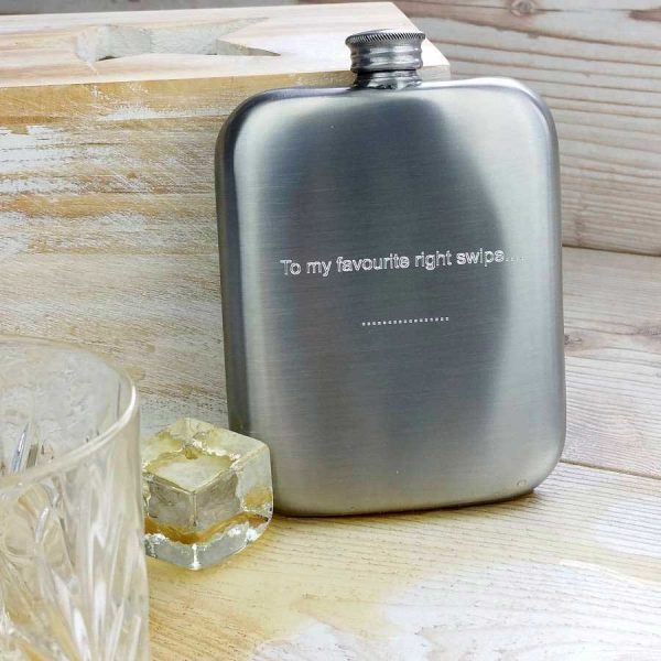 Personalised Vintage Look Cushion Hip Flask with FREE ENGRAVING. Pocket Sized Hip Flask for Horse Racing, Galway Races, Social Events & Weddings.
