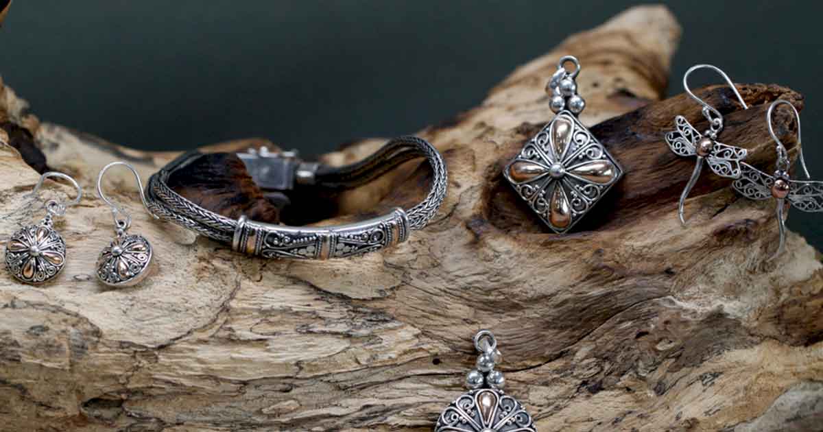 Handmade Silver and Gold Jewellery delivered. 925 Silver & 18K gold Jewellery Ireland.