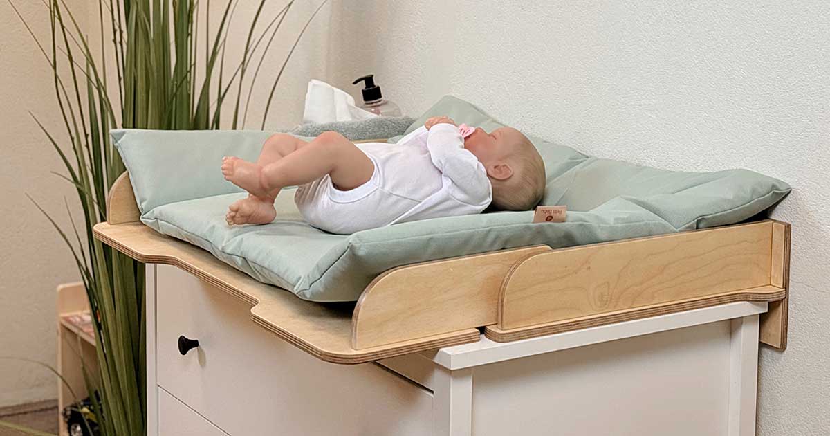 Baby Changing Table Topper – Removable Baby Changing Station in natural finish, including IKEA. Fast Ireland & EU shipping. Fits Most Chests of Drawers!