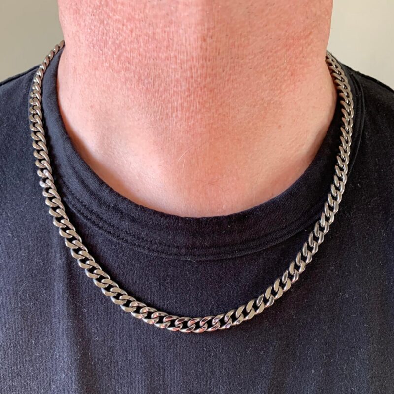 Men’s Bold Flat Curb Titanium Chain Necklace – Lightweight, Hypoallergenic Titanium Jewellery for Men